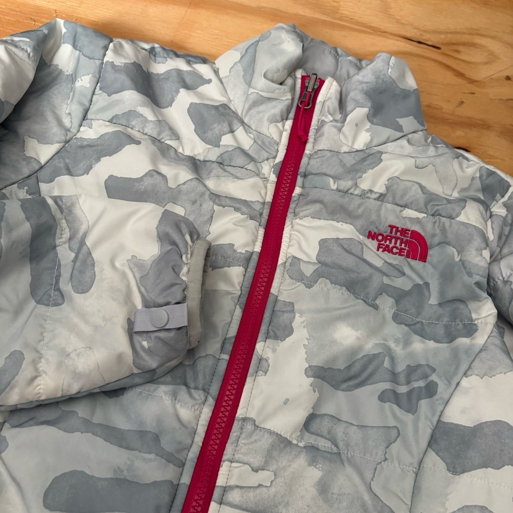 The North Face Thermoball Camo Puffer Jacket Full Zip Women's Medium Gray Camo
